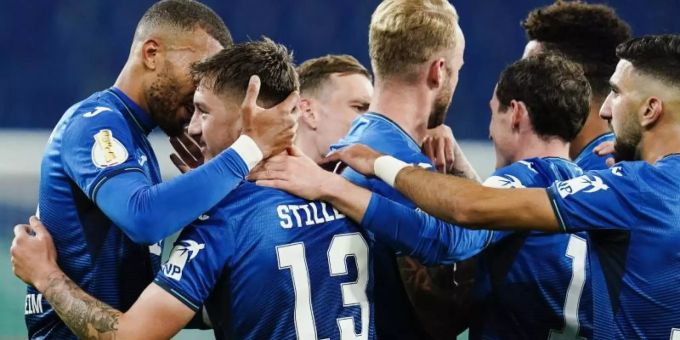 Die Hoffenheimer besiegten Holstein Kiel klar mit 5:1. Foto: Uwe Anspach/dpa Die Hoffenheimer besiegten Holstein Kiel klar mit 5:1. Foto: Uwe Anspach/dpa