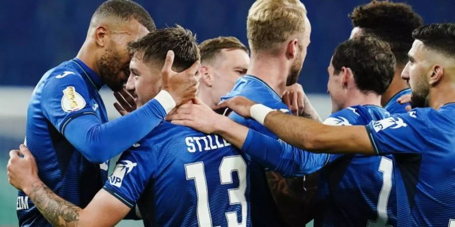 Die Hoffenheimer besiegten Holstein Kiel klar mit 5:1. Foto: Uwe Anspach/dpa