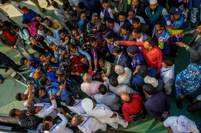 Die Rekordfahrt war in Indien und Bangladesch ein Grossereignis. Medien Indien Bangladesch