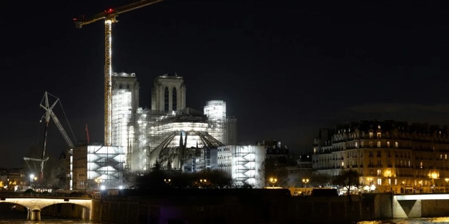 Baustelle der Pariser Katehdrale