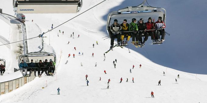 Bündner Bergbahnen verzeichnen beste Wintersaison seit 15 Jahren. (Symbolbild) Sessellifte