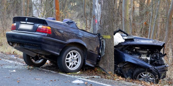 Vor allem junge Menschen gehören laut Dekra zu den Unfallopfern. Ein Grund dafür: Als Führerscheinneuling sei man nicht automatisch schon ein guter Fahrer und habe ausgelernt. Vor allem junge Menschen gehören laut Dekra zu den Unfallopfern. Ein Grund dafür: Als Führerscheinneuling sei man nicht automatisch schon ein guter Fahrer und habe ausgelernt.