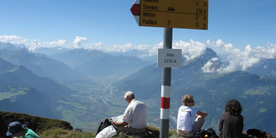 Für weiss-rot-weisse Wanderwege sollten gewisse Anforderungen erfüllt werden.