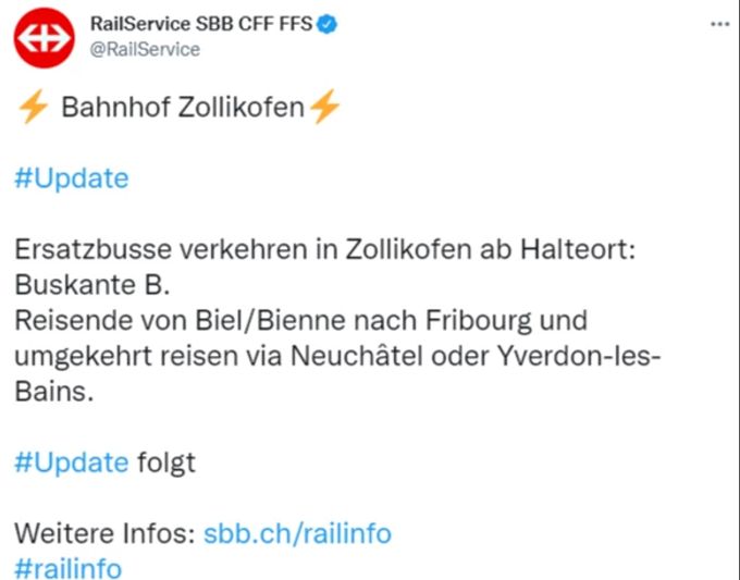 Die SBB setzte nach der Kollision im Bahnhof Zollikofen BE Ersatzbusse ein. Bahnhof Zollikofen