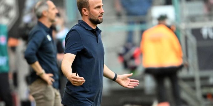 Ist nicht länger Trainer bei 1899 Hoffenheim: Trainer Sebastian Hoeness. Sebastian Hoeness 1899 Hoffenheim