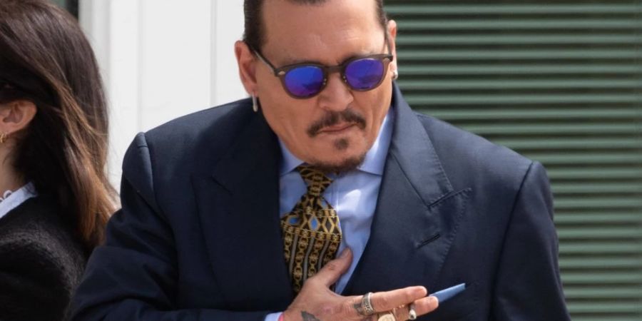 Johnny Depp bei seiner Ankunft vor dem Gerichtsgebäude in Fairfax, Virginia.