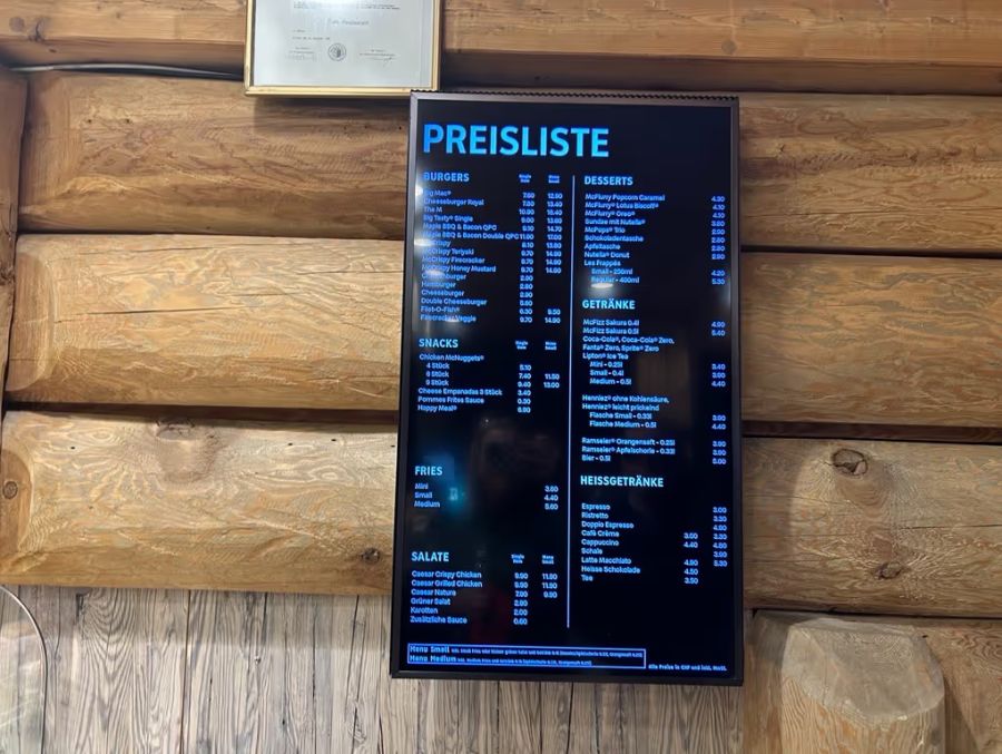 Ein Preisvergleich von Nau.ch zeigt: Big Mac, Royal TS und Nuggets kosten dort etwas mehr als etwa in Bern. Andere Produkte wie «The M» sind in Zermatt sogar günstiger.