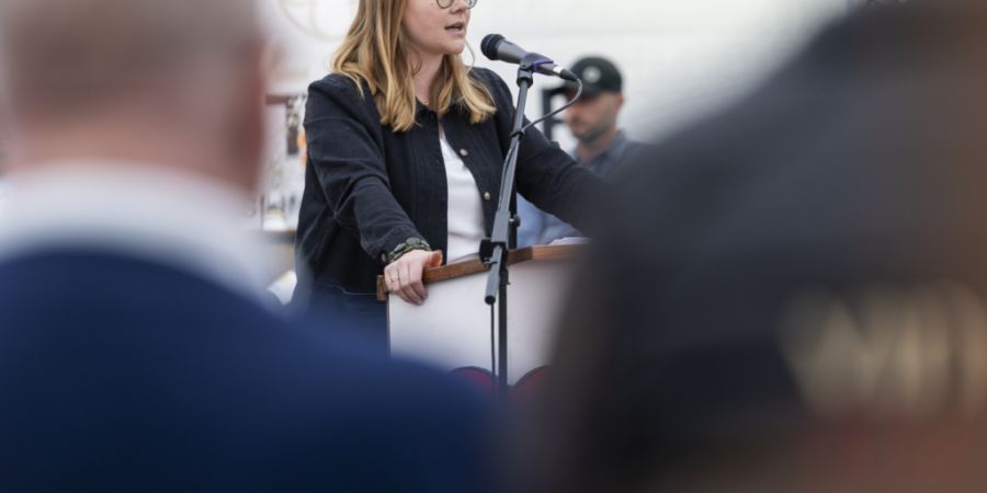 Die Waadtländer Ministerin Valérie Dittli will die Legislaturperiode zu Ende bringen, wie sie im Gespräch mit «Le Matin Dimanche» sagte. (Archivbild).