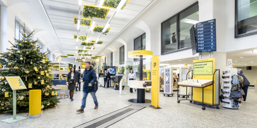 Der Kundenbereich der im Dezember eröffneten neuen Sihlpost in Zürich. (Archivbild)