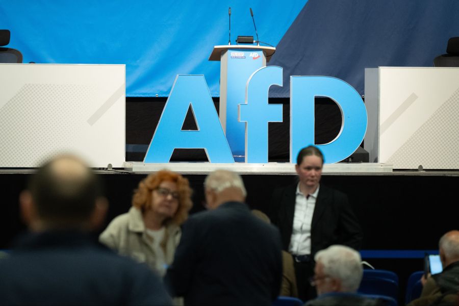 Bei der AfD in Deutschland gab es bereits einen ähnlichen Vorfall. Solche Aktionen seien im politischen Kontext «nicht zielführend», so die SVP.