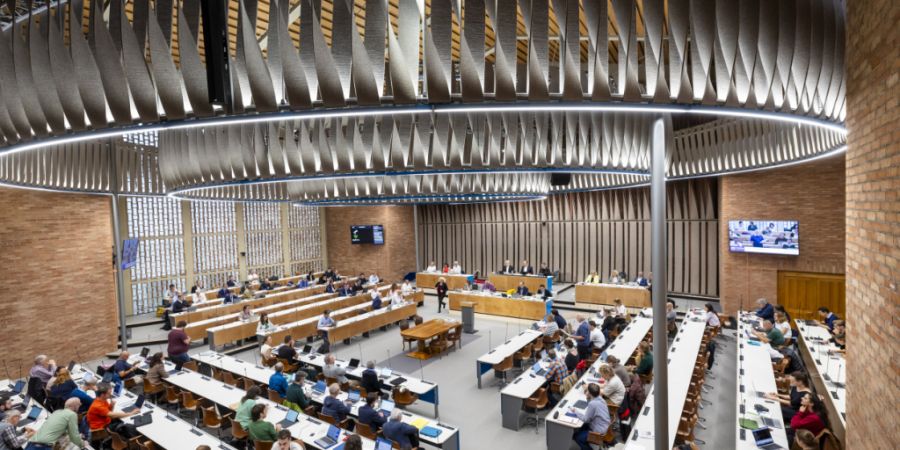 «Das Ereignis macht uns fassungslos»: Das Zürcher Stadtparlament hielt zu Beginn der Sitzung vom Mittwoch eine Schweigeminute ab. (Archivbild)