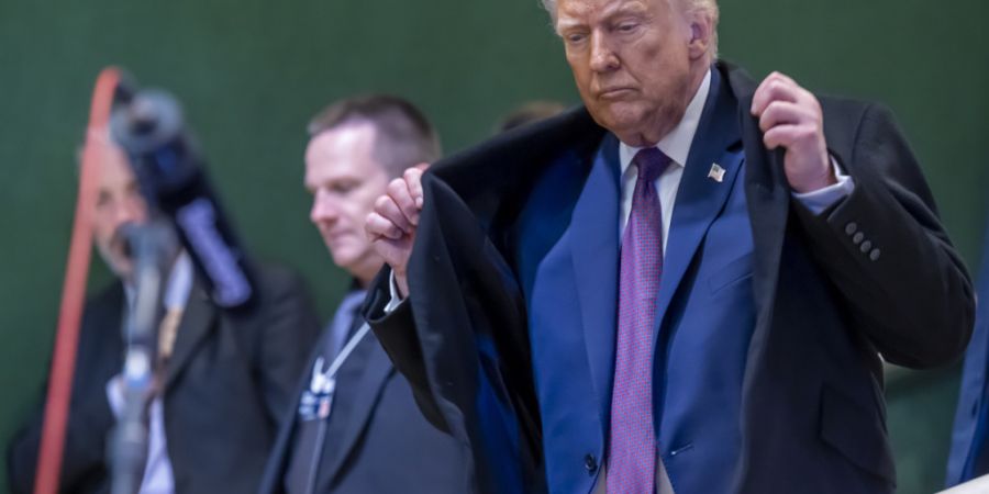 Donald Trump reist ab. Der US-Präsident hat Davos nach seinem Besuch am WEF am Donnerstagnachmittag wieder verlassen.