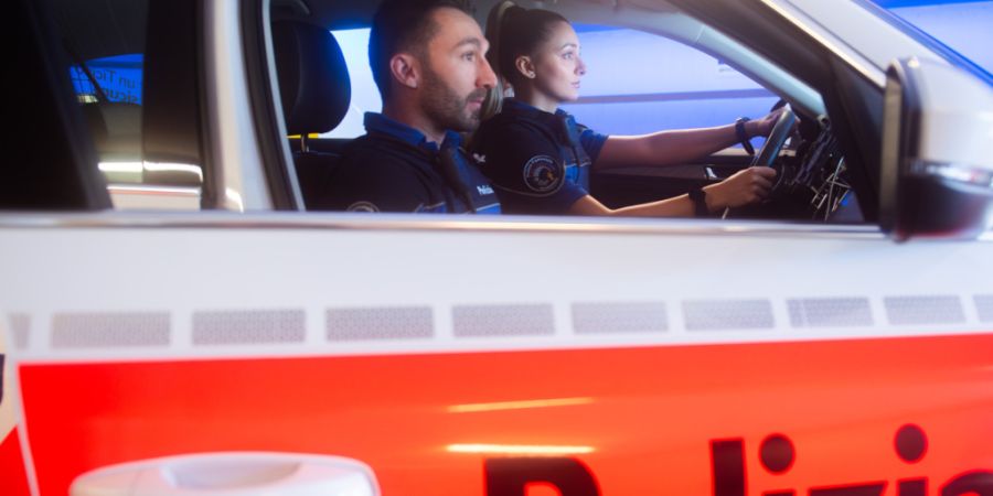 Die Tessiner Kantonspolizei hat in Lugano einen 48-jährigen Spanier festgenommen. Der Mann soll in einen grösseren Kokainhandelt verwickelt sein. (Symbolbild)