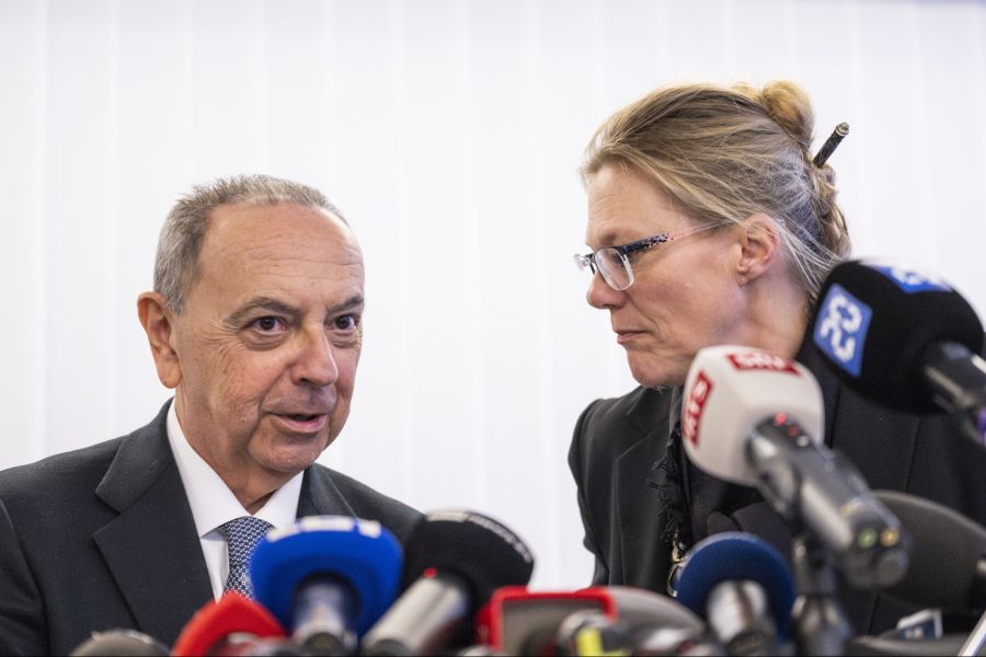 Streitpunkt bleibt die gemeinsame Ermittlungsgruppe, die Italien seit Wochen fordert. Bern hält dagegen und verweist auf formelle Abläufe.