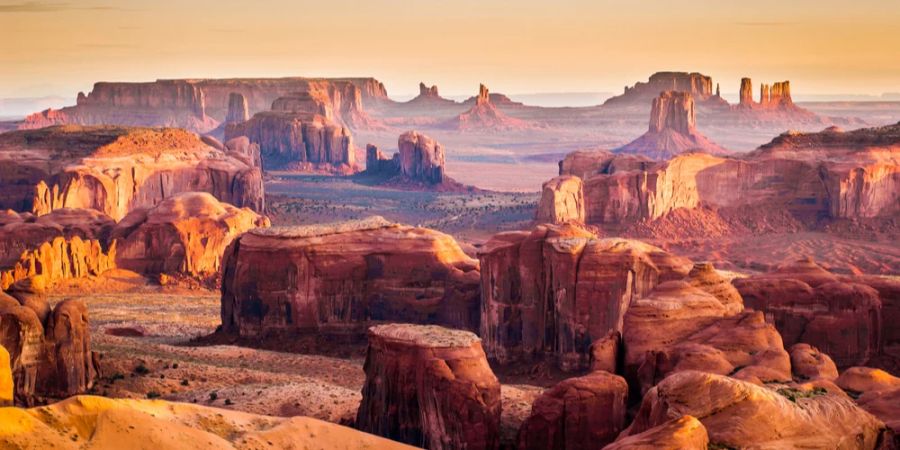 Monument Valley, USA Sonnenuntergang