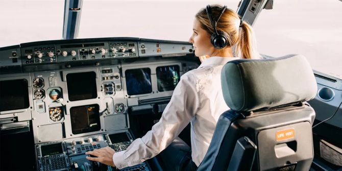Pilotin Flugzeug