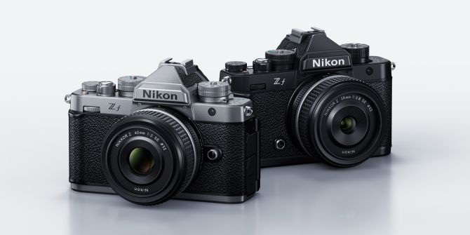 Nikon Zf silber