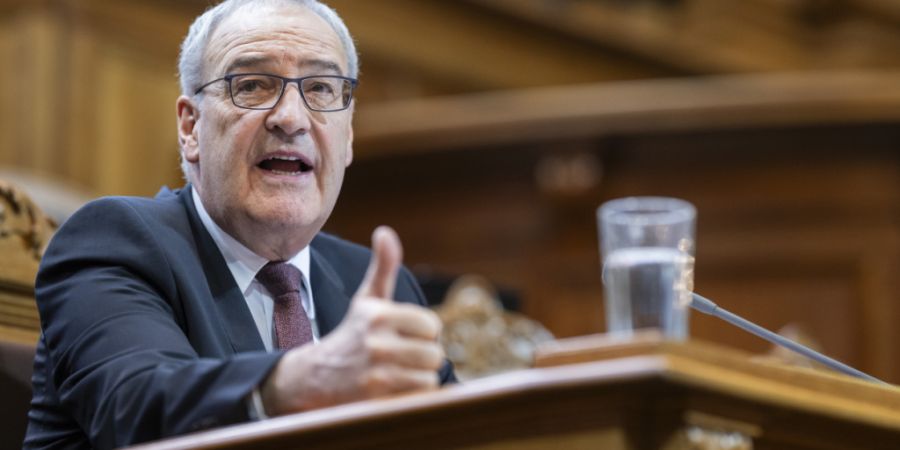 Guy Parmelin (SVP) ist Bundespräsident im Jahr 2026. Er wurde mit dem Rekordergebnis von 203 Stimmen gewählt.