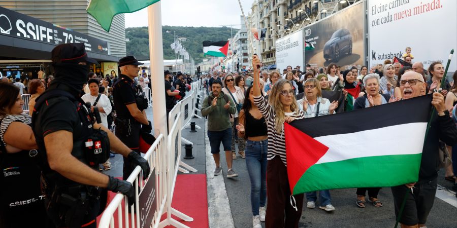 Protest for Gaza at the 73rd San Sebastian Film Festival