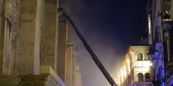 Feuerwehr bei Moschee-Kasthedrale Córdoba