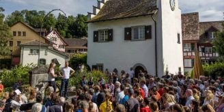 500 Fans - Europameisterin Angelica Moser in Andelfingen ZH empfangen