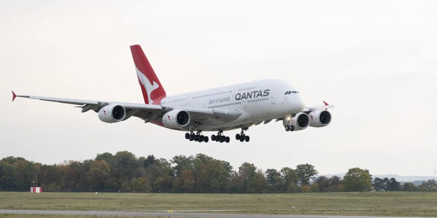 Die Fluggesellschaft Qantas verkaufte Tickets für gestrichene Flüge.