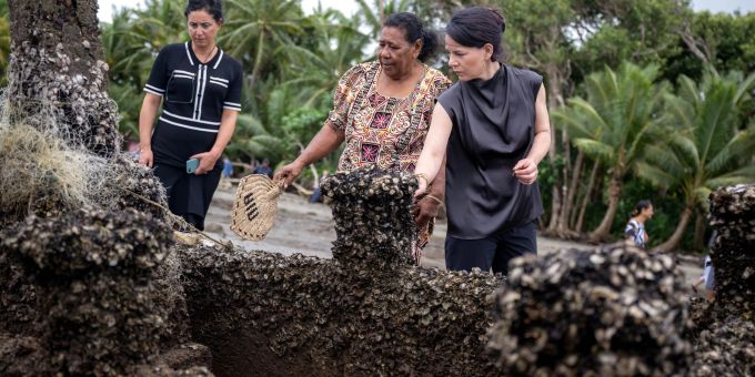 Im Mittelpunkt der einwöchigen Reise von Deutschlands Aussenministerin Baerbock nach Australien, Neuseeland und Fidschi steht die Sicherheitspolitik und der Klimaschutz. Baerbock Klimawandel