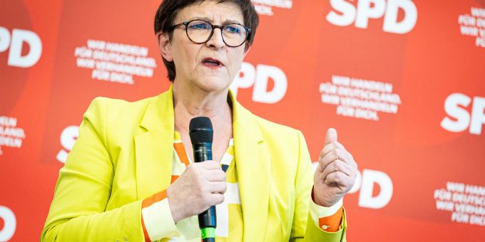 «Frauen stellen die Hälfte der Bevölkerung und wir wollen auch, wie wir manchmal sagen, nicht nur den halben Kuchen, sondern die halbe Bäckerei», sagt die SPD-Vorsitzende Saskia Esken. Saskia Esken