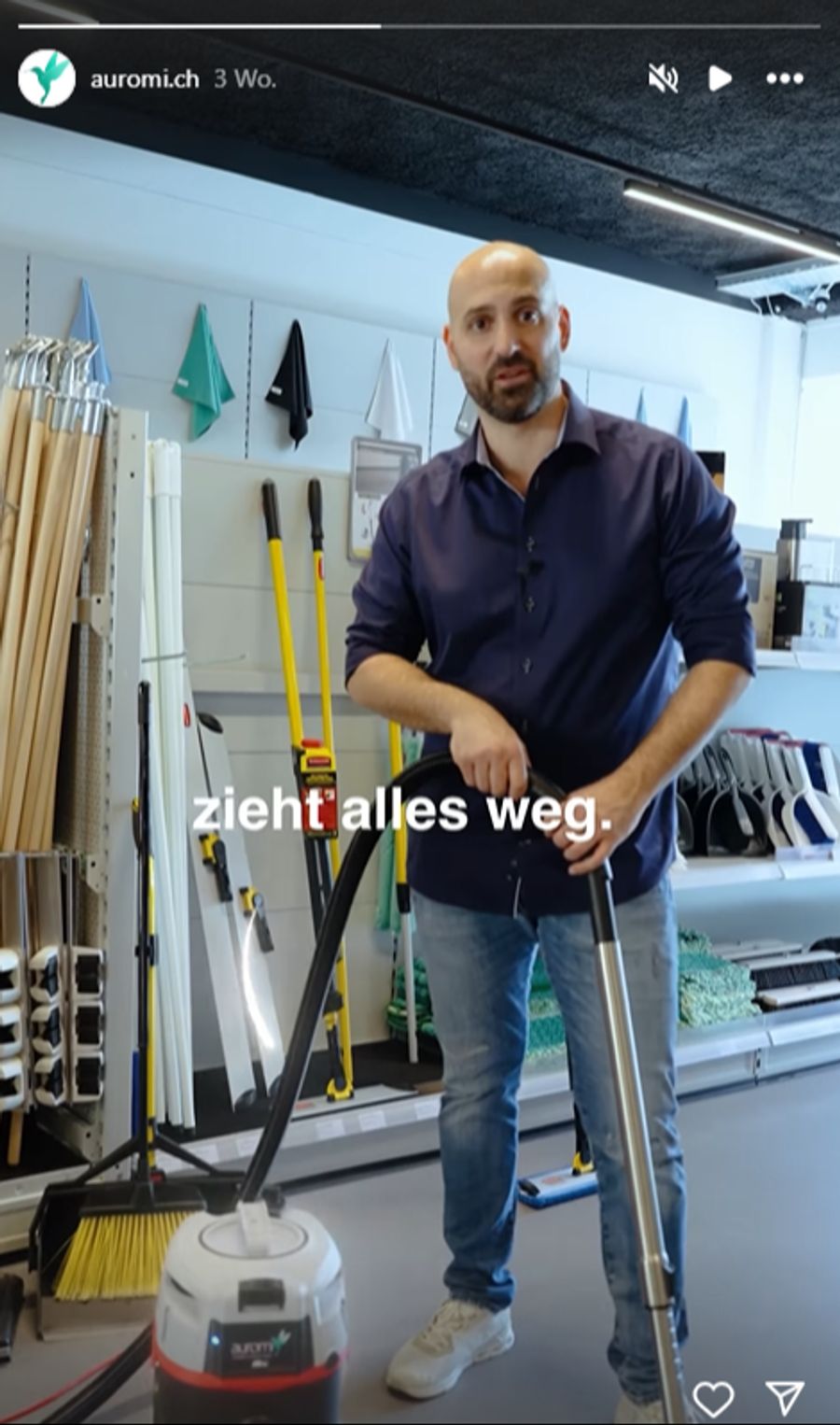 ... zieht alles weg», so der Slogan zum Staubsauger der Firma auromi.