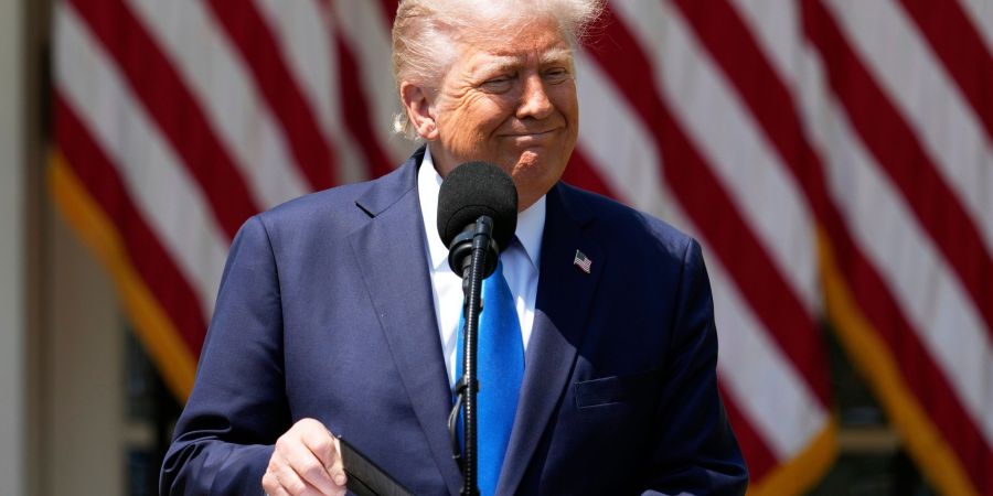 Trump will dem Iran den Geldhahn zudrehen.