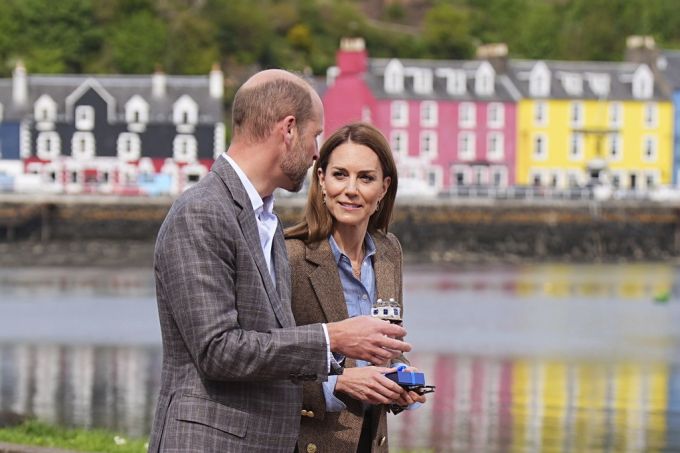 Das Paar konnte die Blicke nicht voneinander lassen. william kate