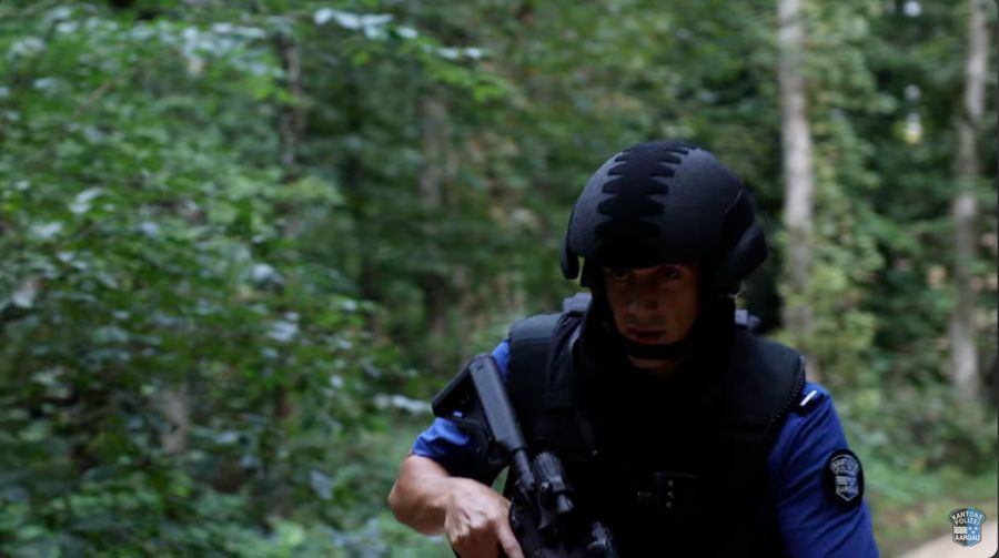 Polizist Kantonspolizei Aargau