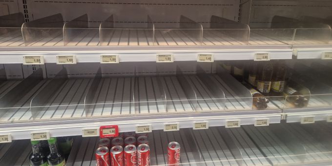 So sah das Getränkeregal am Samstagnachmittag um 16 Uhr im Coop am Europaplatz in Bern aus. Coop