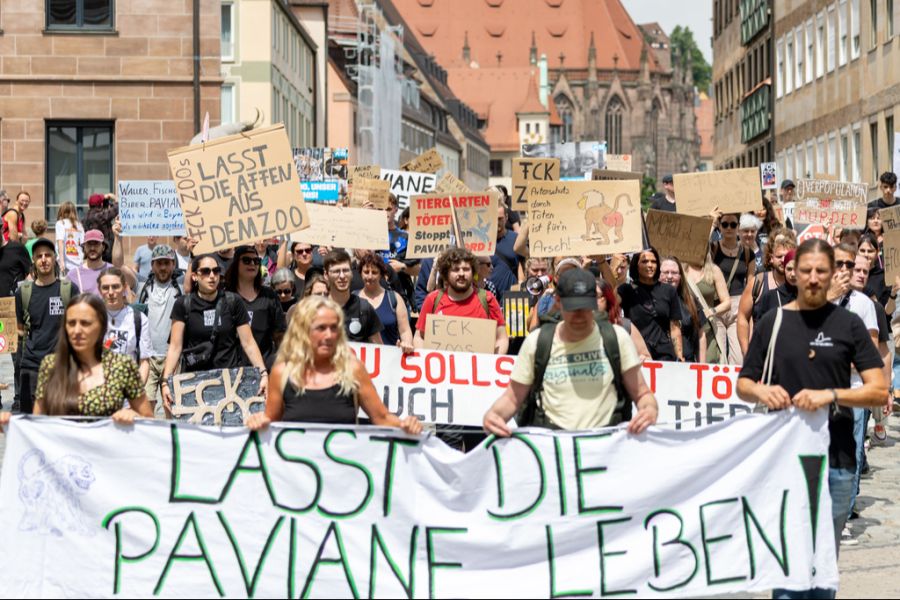 Dagegen gab es zahlreiche Proteste.