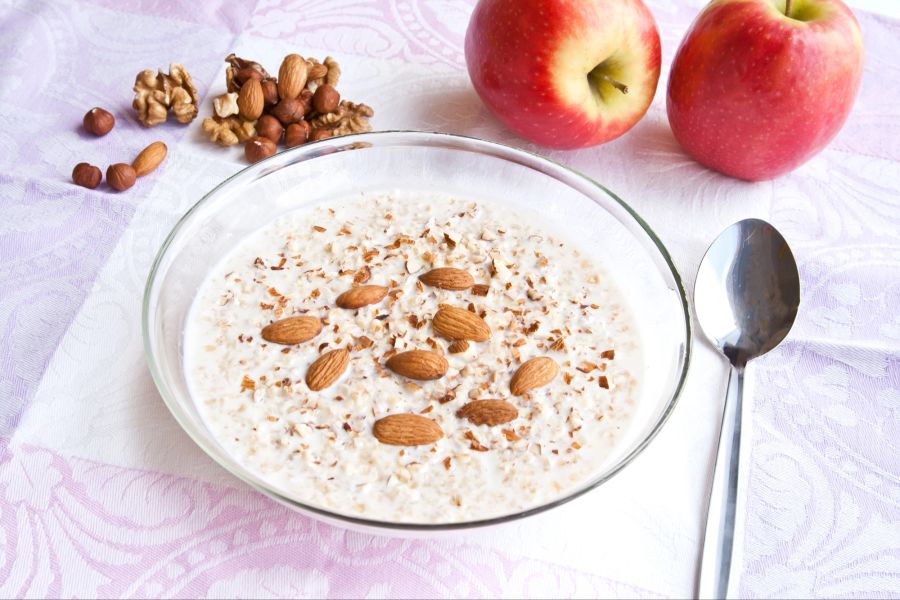 Mandeln, Müsli, Frühstück