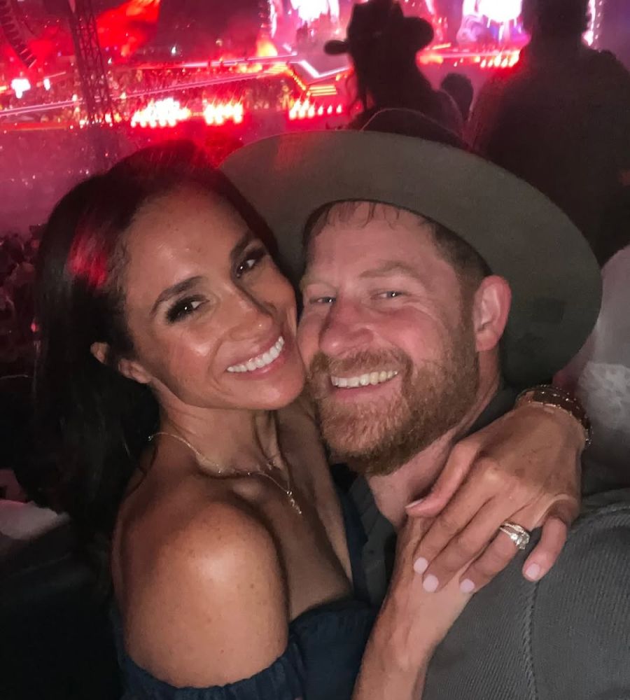 Meghan Markle und Prinz Harry schlüpften fürs Beyoncé-Konzert in Cowboy-Montur.
