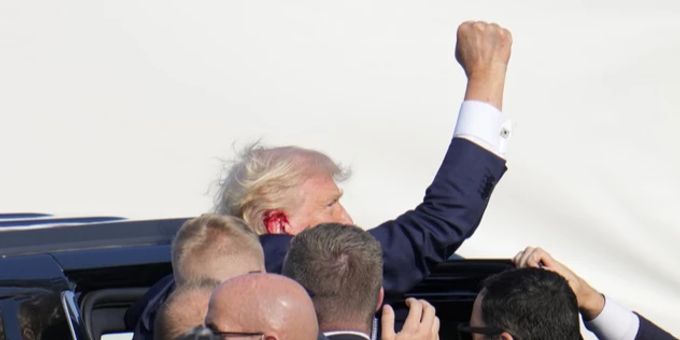 Nach Attentat - Trump-Arzt: Schusswunde am Ohr verheilt gut