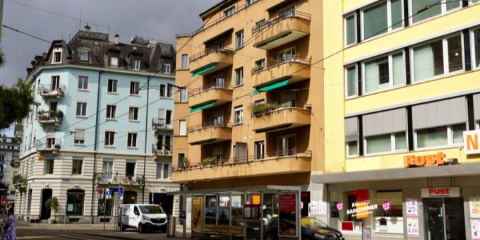 Zürich - Immobilienfirma vermietet Wohnung für fast 1000 Franken mehr