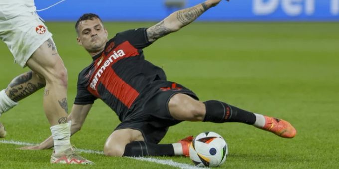 Granit Xhaka wurde zum besten defensiven Mittelfeldspieler der Bundesliga ausgezeichnet. Granit Xhaka