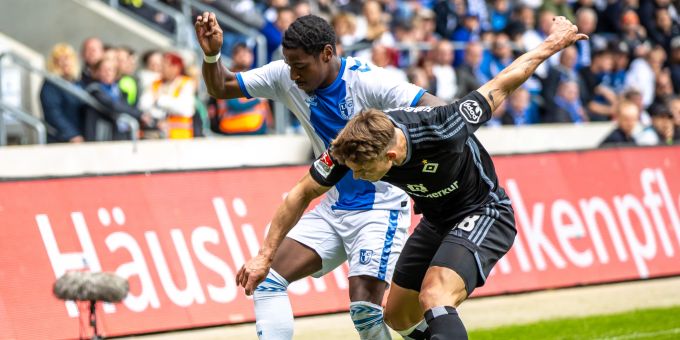 Der HSV rettet in Magdeburg spät noch einen Punkt. HSV Magdeburg 2. Bundesliga