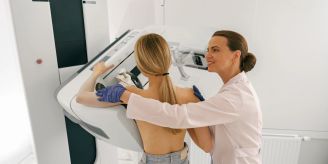 Gesundheitscheck - Reicht eine Mammographie zur Krebsvorsorge?