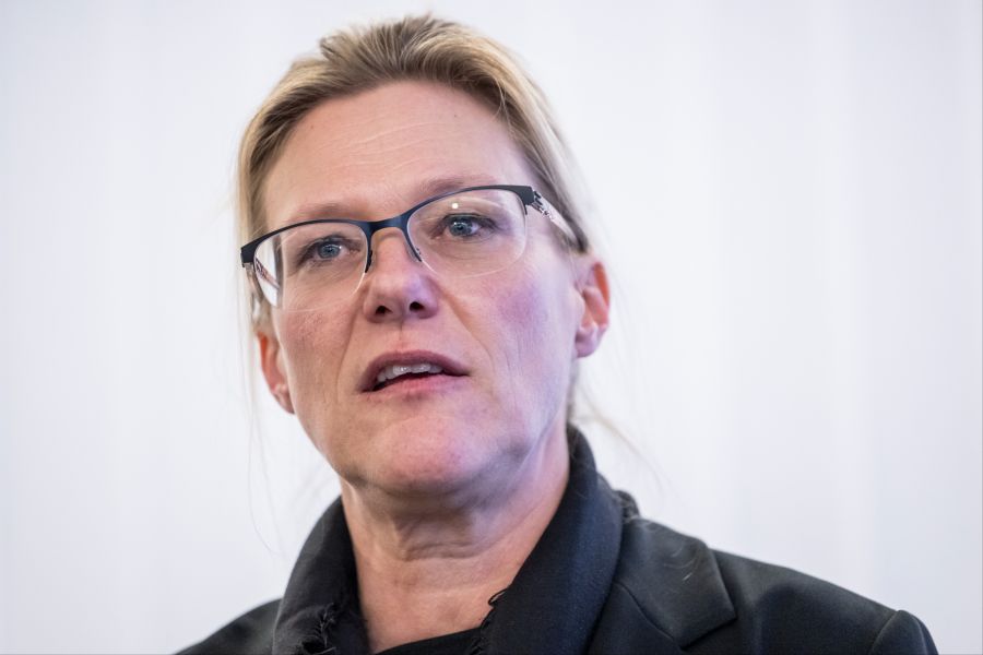 Die Generalstaatsanwältin des Kantons Wallis, Beatrice Pilloud, bestätige am Sonntag die Verlängerung der Frist.