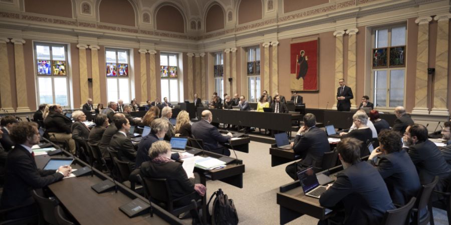 Der Glarner Landrat wird in den kommenden Monaten gleich über zwei Steuervorschläge debattieren.