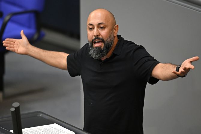 Ferat Koçak