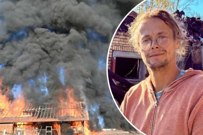 Roman Schildknecht steht vor den Trümmern seiner Scheunen. Das Feuer zerstörte am Samstag zwei Gebäude seines Hofs in Beggetwil - Marino Walser