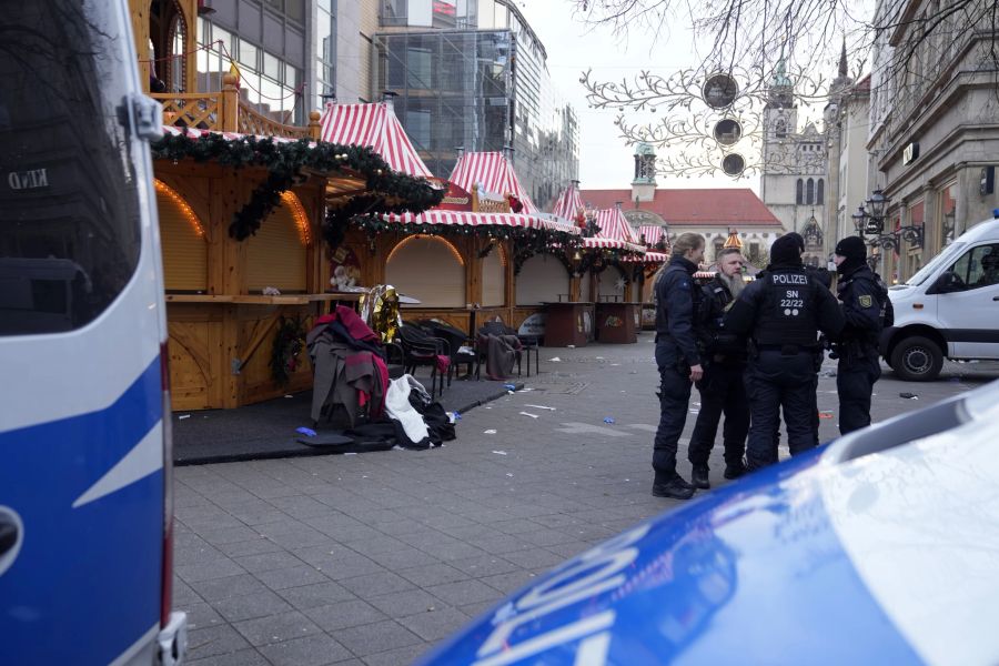 Am Samstagmorgen ist die Zahl der Todesopfer auf vier gestiegen.