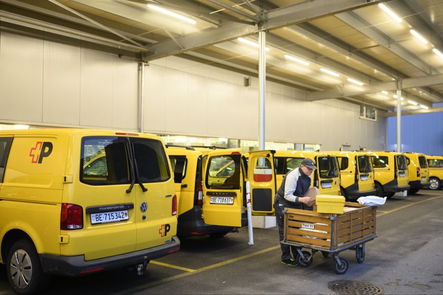 Sie fordern darin die Überprüfung der aktuellen Regelung zur Anrechnung des Bundesfeiertages. Ausserdem soll die Arbeitszeit nachträglich allen Betroffenen gutgeschrieben und das System angepasst werden.