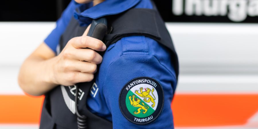 Die Thurgauer Kantonspolizei war mit mehreren Polizistinnen und Polizisten, darunter solche von der Spezialeinheit Leu, vor Ort. (Symbolbild)