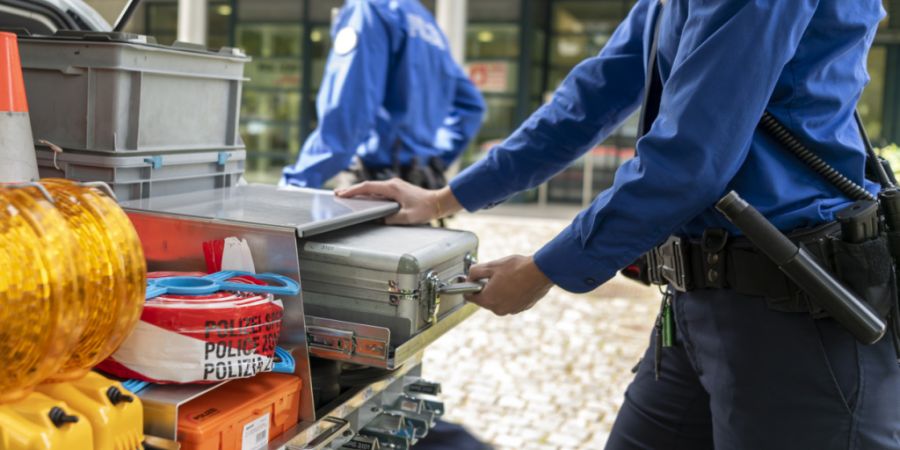 Die Baselbieter Polizei stellte einen Stein sicher, der die Verletzungen mutmasslich verursacht hatte. (Symbolbild)