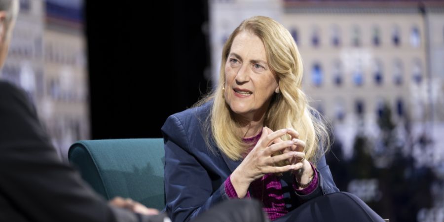 Seco-Direktorin Helene Budliger Artieda hat sich am Swiss Economic Forum 2026 unter anderem zu den neuen US-Zollandrohungen geäussert. (Archivbild)